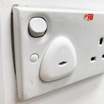 Safety™ Outlet Plugs - UK