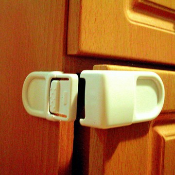 Safety™ Angle Lock